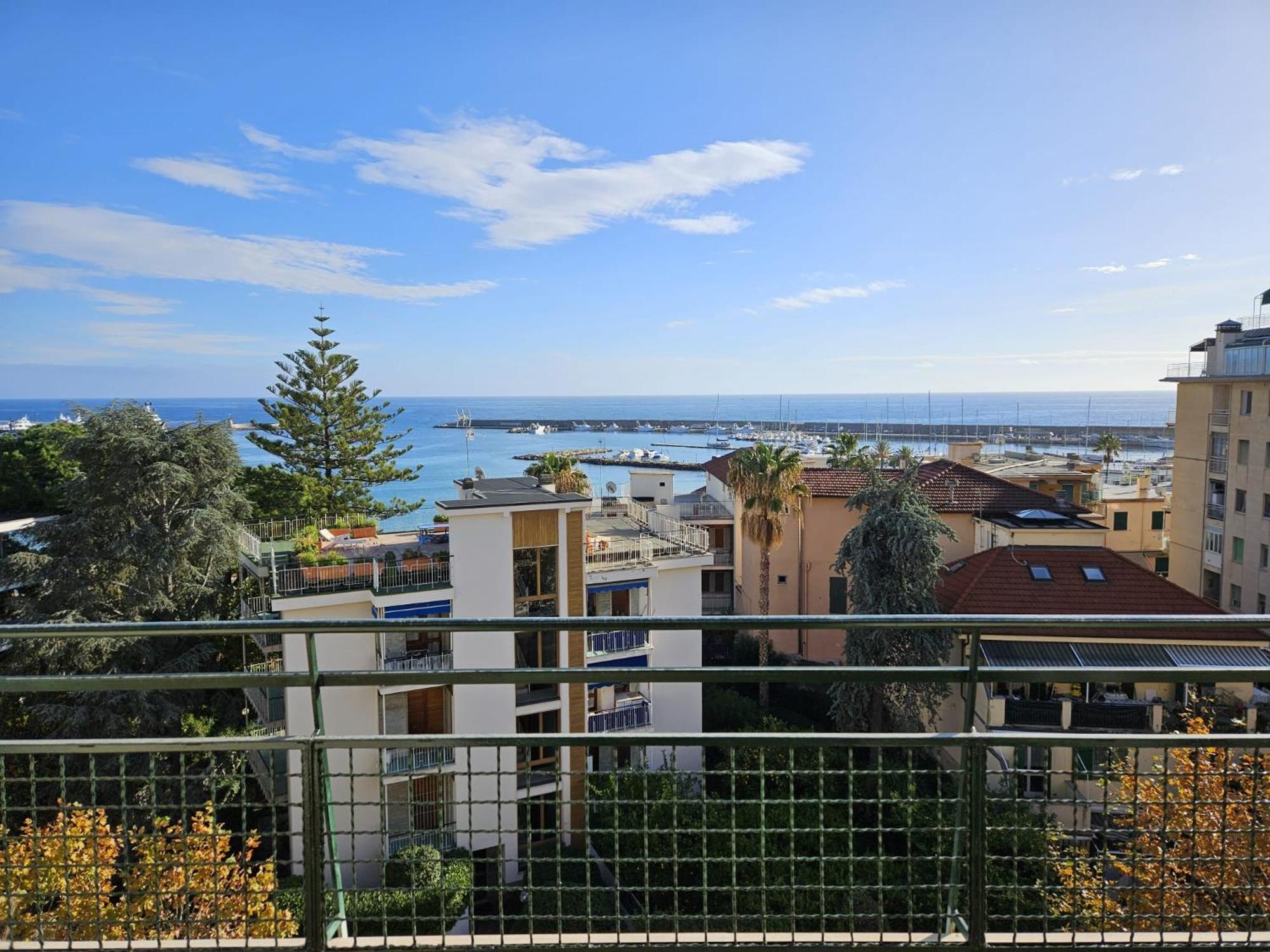 Apartmán La Baia Nel Porto Sanremo Exteriér fotografie
