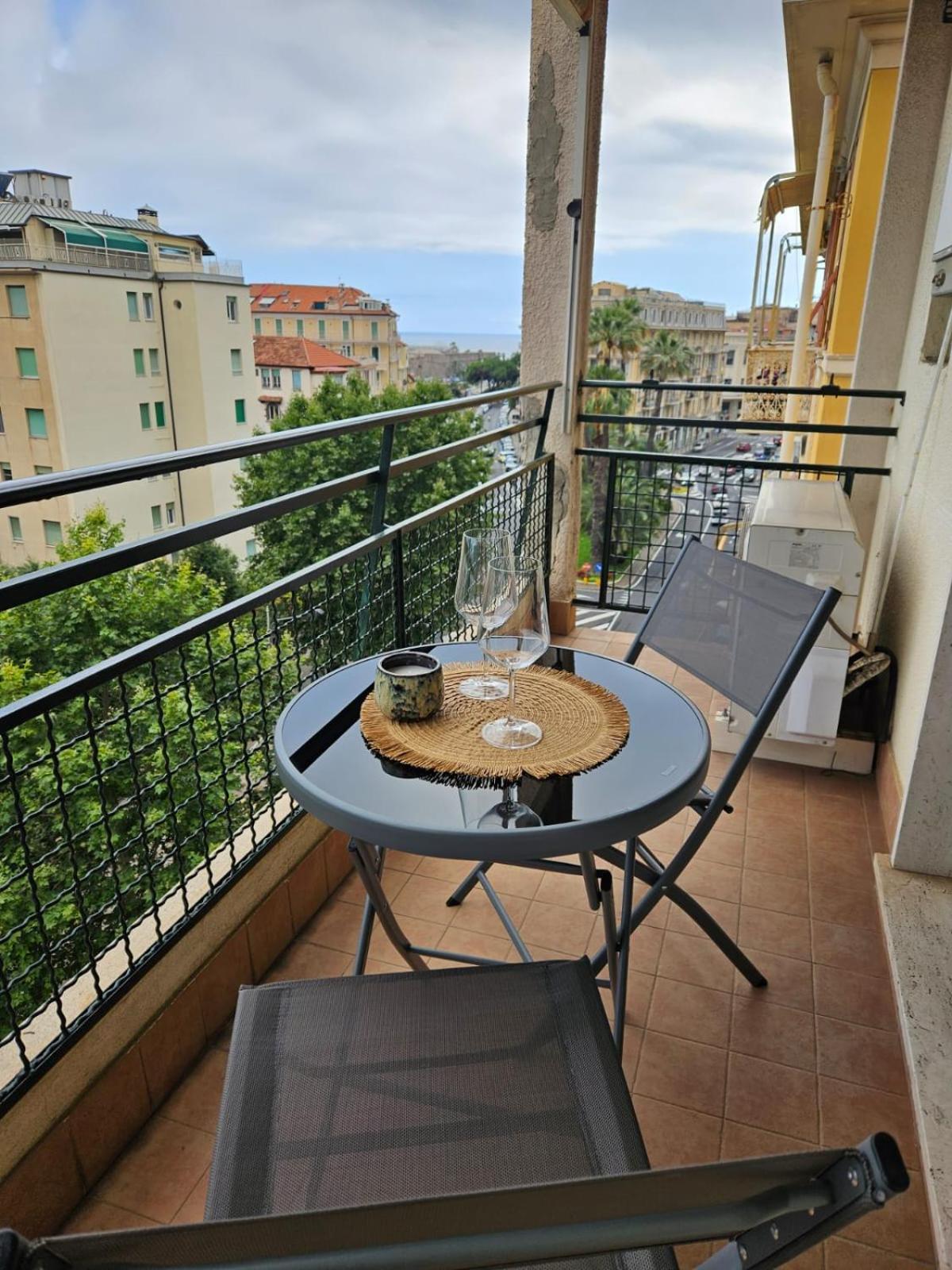 Apartmán La Baia Nel Porto Sanremo Exteriér fotografie